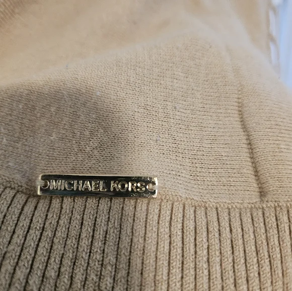 Michael Kors Tan Oversized Cable Knit Poncho with Dramatic Cowl Neck XL - Picture 6 of 7